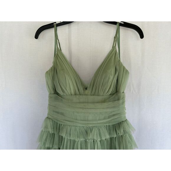 B. Darlin Prom/Formal/Bridesmaid Dress, Size 9/10 Sage Green, Tulle, Flowy - Picture 6 of 13